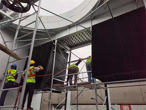 开式冷却塔与闭式冷却塔在原理上的区别?(冷却塔和喷