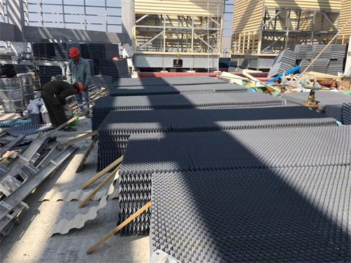 玻璃钢冷却塔开机时需做哪几项工作?(玻璃钢冷却塔运作方法)