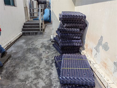 横流冷却塔内壁部件打磨工艺处理(横流式冷却塔结构)