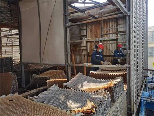 关于选购玻璃钢冷却塔注意事项(标准型玻璃钢冷却塔订购)